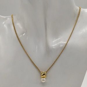 Dior Necklace with box x pearl 16”-17”